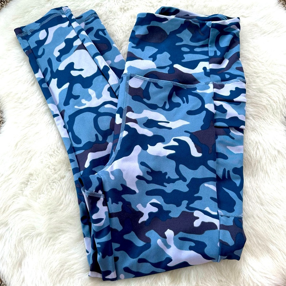Nicole Miller Sport Blue Camo Leggings